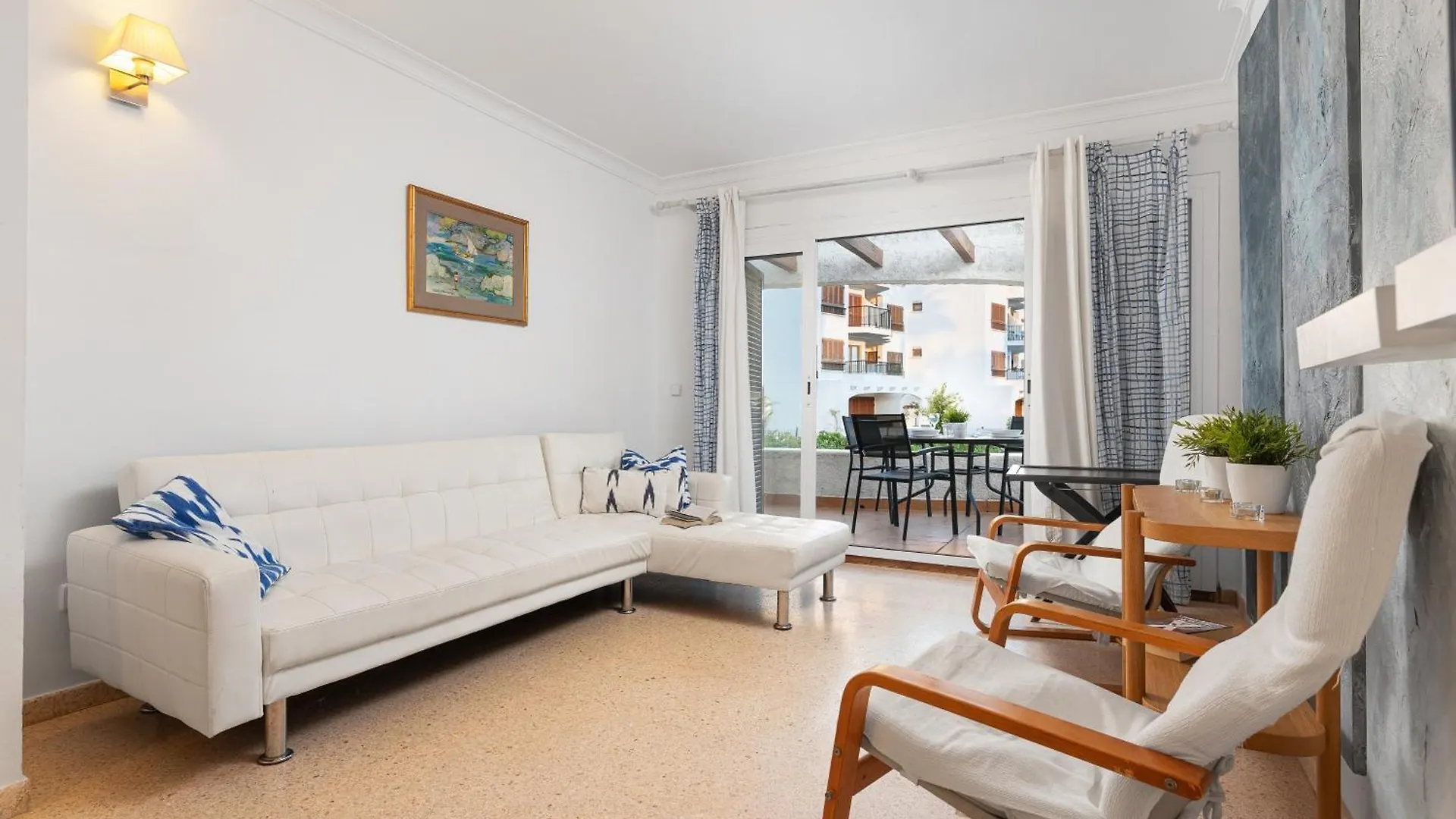 Carabela Chic Apartment Alcudia  0*, Alcudia (Mallorca)